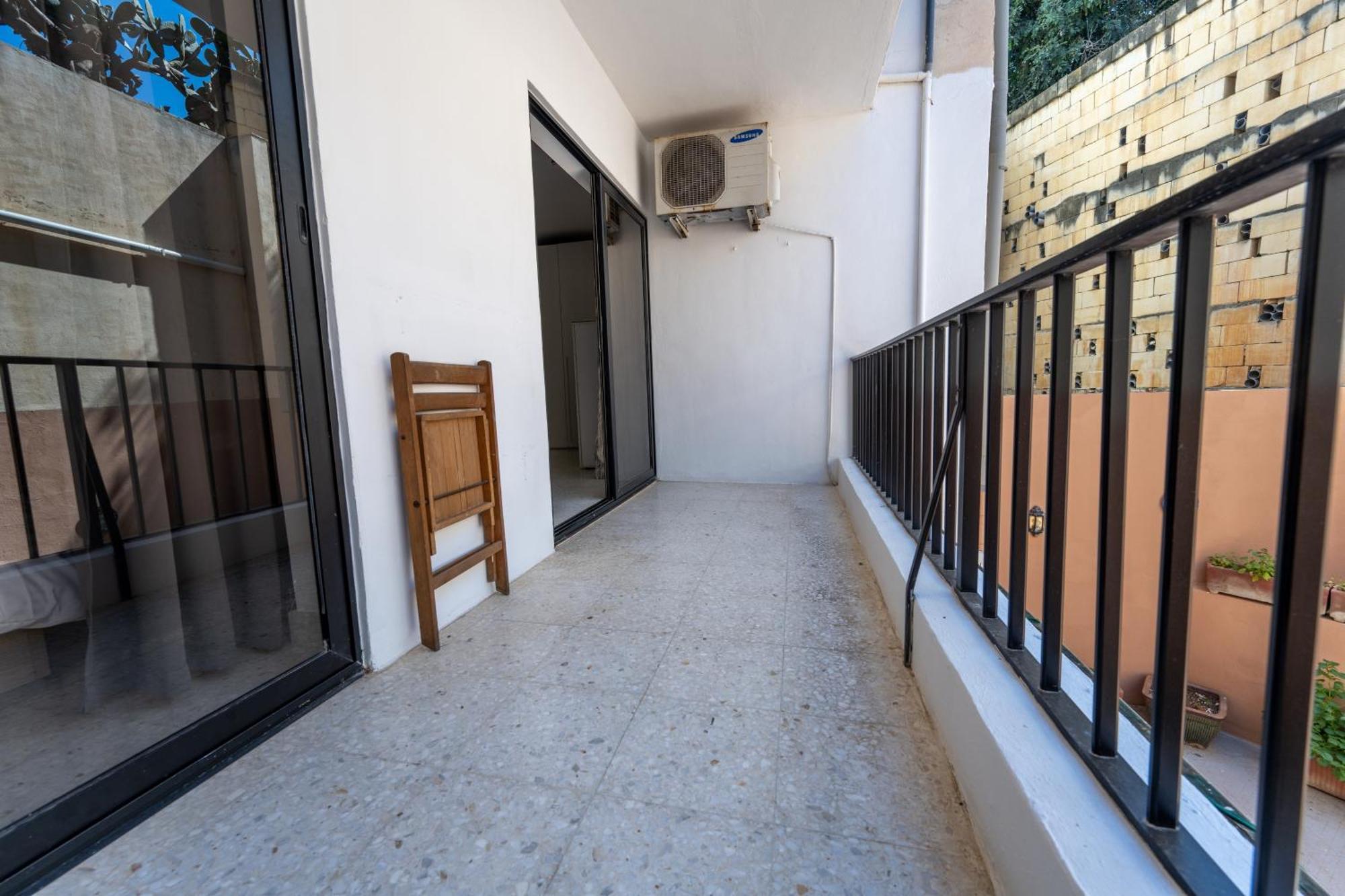 Spacious 3 Bedroom Apartment In The Heart Of St Julians Saint Julian's Exterior photo